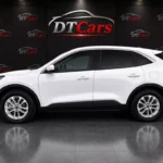 Ford Escape 2020 білий вид збоку для оренди