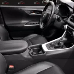 Toyota RAV4 2020 білий вигляд ззаду